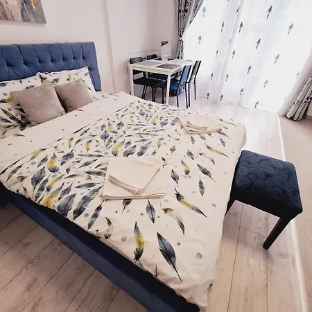 Mirvana Allure Apartment *